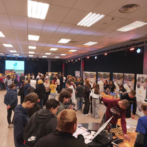 Karjeras izglītība – kopīgs ieguldījums jauniešu nākotnē